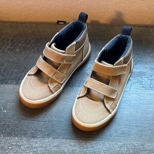 Toddler boy shoes size 10